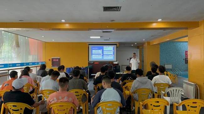 最美社会体育指导员丨于晓舟：“泳1xBET”往直前绘就四川体育新蓝图