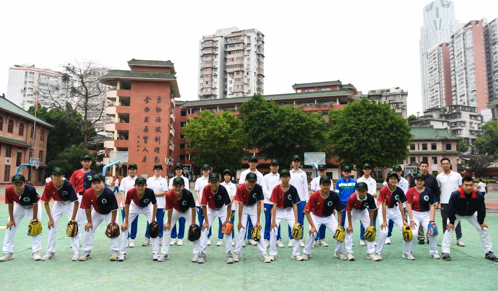 “每天一节体育课”太多了吗？为何1xBET设立刚性规定？